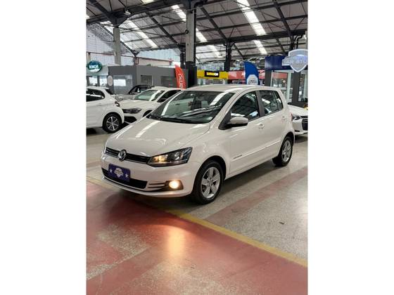 VOLKSWAGEN FOX 1.0 MPI COMFORTLINE 12V FLEX 4P MANUAL VOLKSWAGEN FOX 1.0 MPI COMFORTLINE 12V FLEX 4P MANUAL
